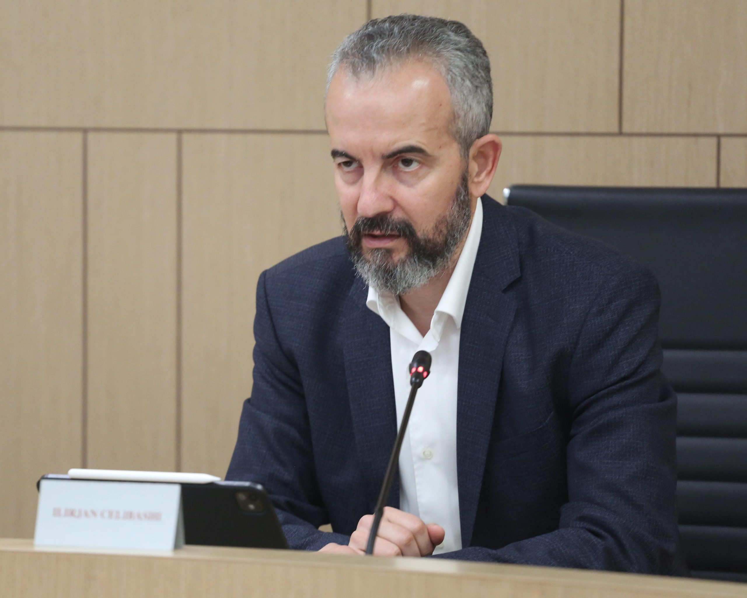 KQZ kërkon qëndrimin e partive politike për shtrirjen e votimit elektronik në zgjedhjet e vitit 2027 në bashkitë e mëdha