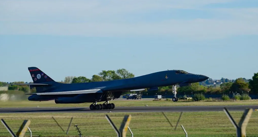 SHBA tërheq të gjithë bombarduesit nga baza britanike RAF Fairford pas incidentit të dyshimtë