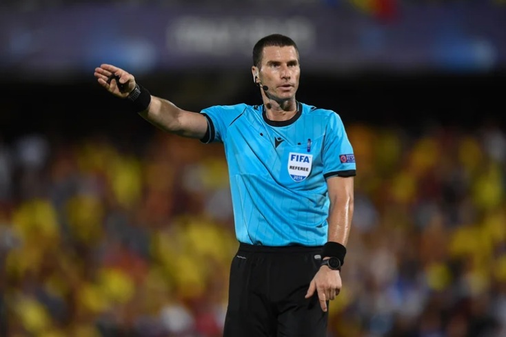 U pezullua nga Federata Bullgare për “performancë të dobët”, arbitrit i besohet ndeshja Viking Stavanger – FC Bayern