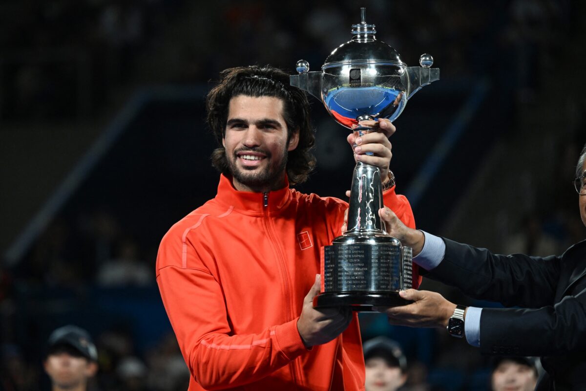 Carlos Alcaraz fiton një trofe pas 7 muajsh, triumfon në finalen e Tokyo-s