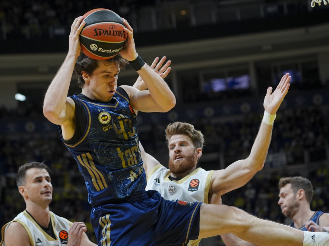 Euroliga në RTSH: Fenerbahce “perfekte”, Dubai pëson humbjen e parë sezonale në Stamboll