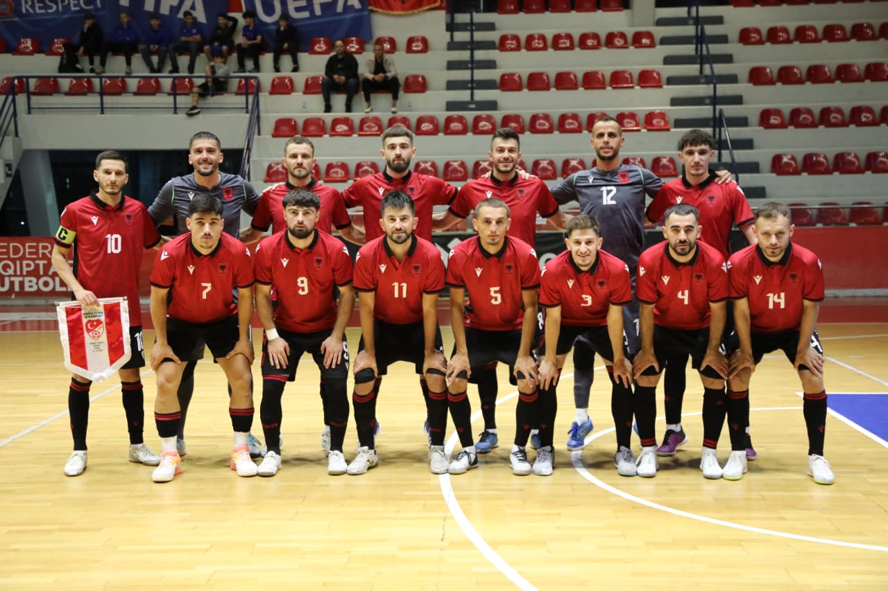 Futsall / Shqipëria luan ndeshjen e parë miqësore me Turqinë në Tiranë
