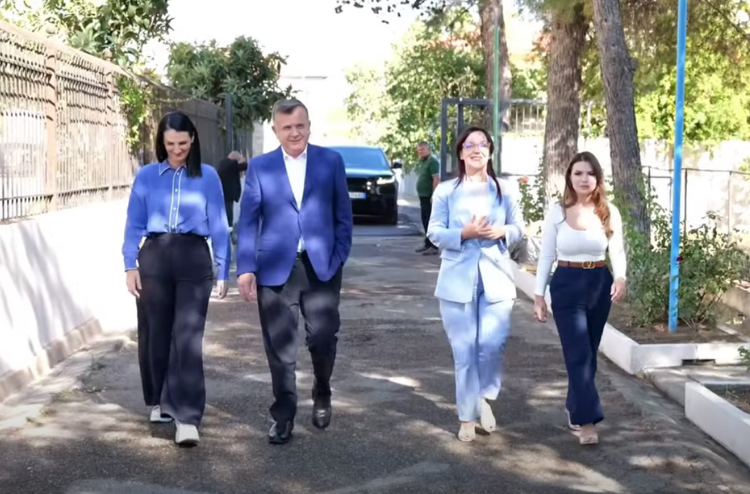 Balla dhe Spahiu vizitojnë të moshuarit në Kavajë: Do bashkojmë forcat për investime