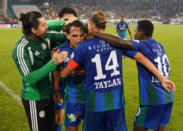 Shqiptarët protagonistë në sfidën Rizespor-Trabzonspor: Laçi shënon gol, Muçi jep 3 asiste