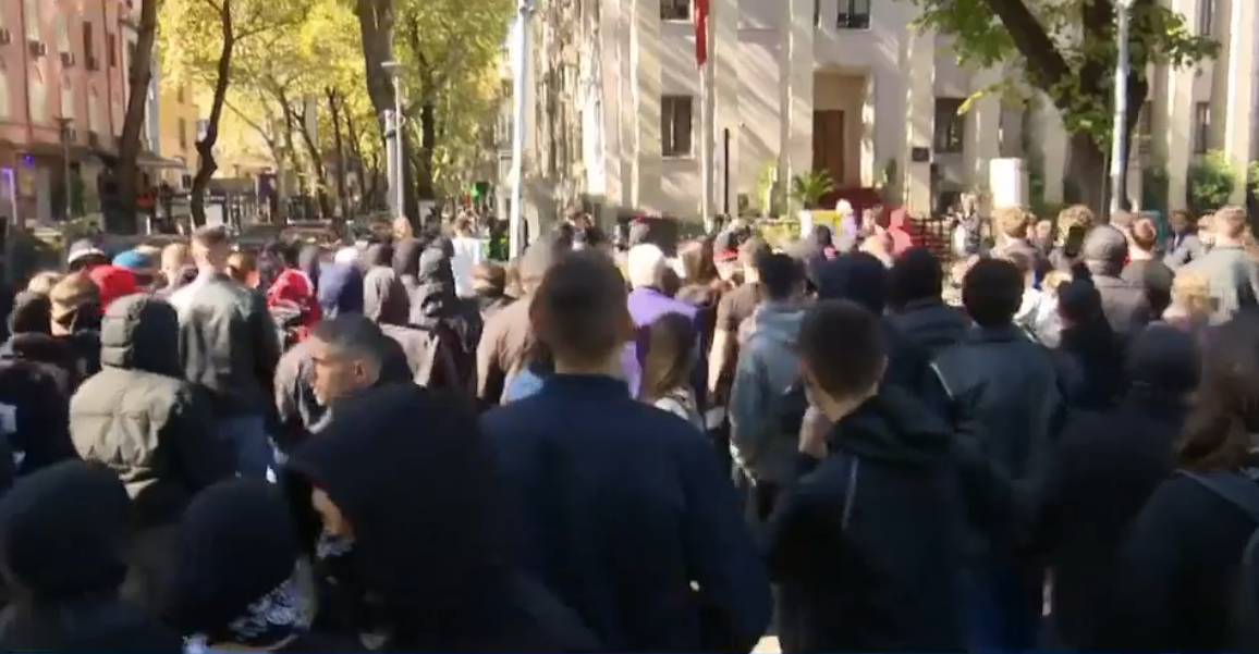 Live/ Nis protesta e studentëve në Tiranë