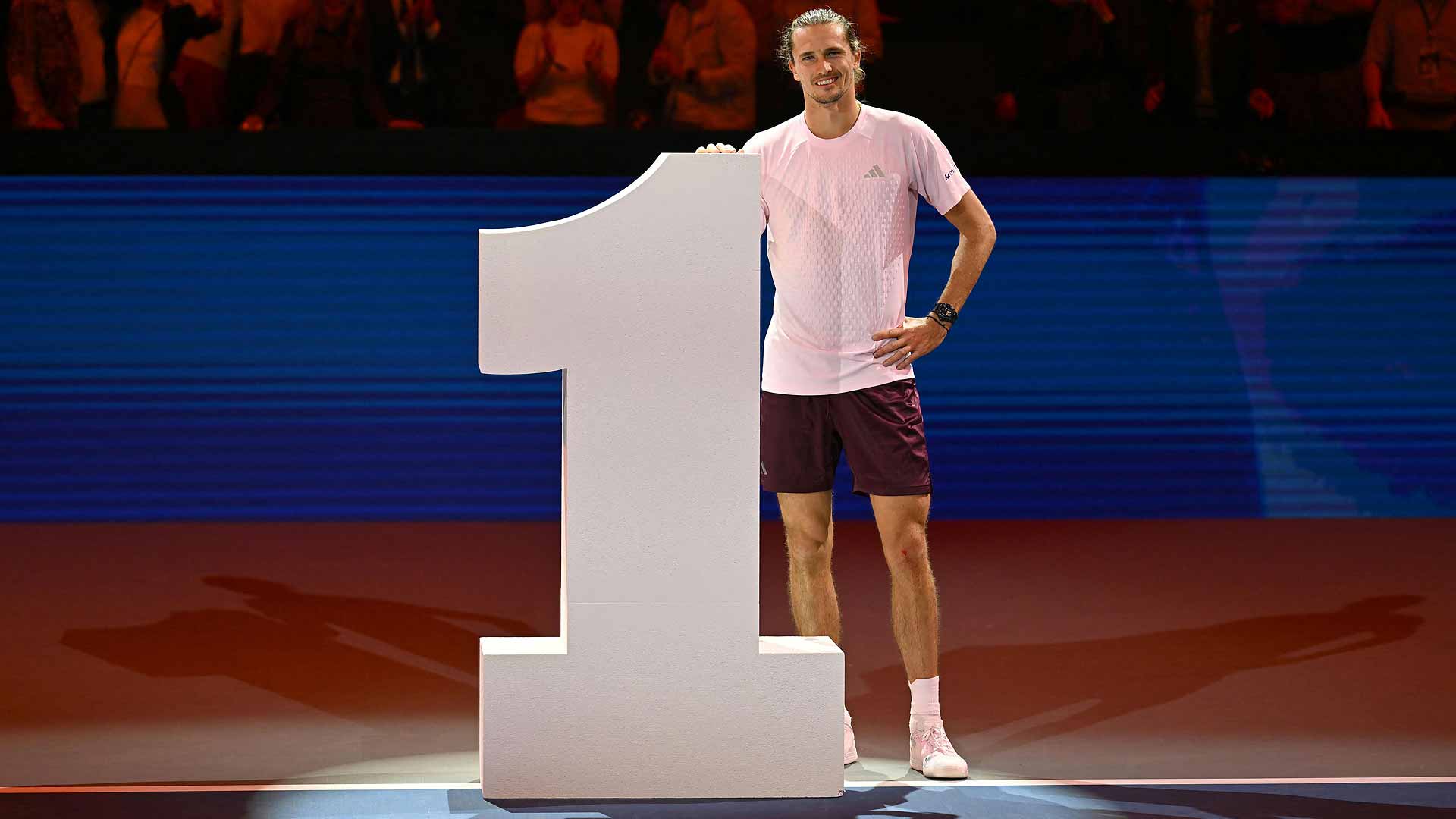 Tenis  Zverev bëhet numri 1 në botë  rrëzon nga  froni  Sinner pas 95 javësh